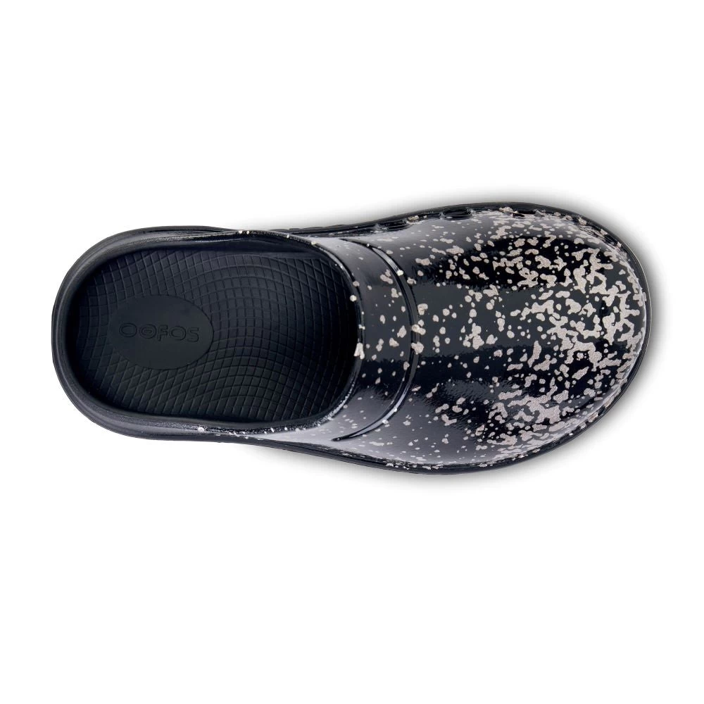 'OOFOS' Women's OOcloog Clog Limited Edition - Black / Champagne Pop 4 'OOFOS' Women's OOcloog Clog Limited Edition - Black / Champagne Pop - Image 2