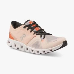 'On Running' Women's Cloud X 3 - Rose / Sand -Outfit Go Shop 60.98691 cloud x 3 fw22 rose sand w g6 1024x1024@2x