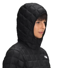 'The North Face' Women's Thermoball Stowable ECO Jacket - TNF Black -Outfit Go Shop NF0A5GLB JK3 modelhood2 1024x1024@2x